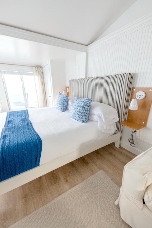 Nautical Curtains: How to Create a Coastal Bedroom, Bathroom, or Living Room
