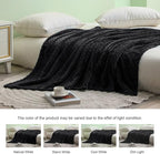 Exclusivo Mezcla Fleece Throw Blanket for Couch, 50x70 Inches Soft Cozy Jacquard Flannel Blankets, Lightweight Fuzzy Plush Warm Throws for Winter, Black