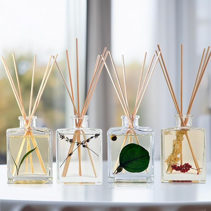 Urban Naturals Smoked Vanilla Reed Diffuser Set with Vanilla Bean, Sandalwood & Leather – 5 Ounce Sleek Black Rectangular Refillable Glass Bottle – Made in The USA
