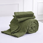 Love's cabin Quilts for Queen Bed Olive Green Bedspreads Bedding Set - Summer Lightweight Bedspread Comforter - Wave Pattern Bedding Coverlet for All Season - 3 Pieces (1 Quilt, 2 Pillow Shams)