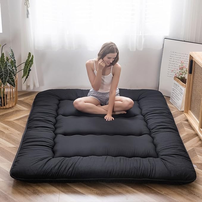 MAXYOYO Japanese Floor Mattress Futon Mattress, 4" Thicken Tatami Mat Sleeping Pad Foldable Roll Up Mat Boys Girls Dormitory Pad Kids Floor Lounger Pillow Bed, Black, Twin Size