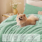 BEDELITE Fleece King Comforter Set -Super Soft & Warm Fluffy Light Green Bedding, Luxury Fuzzy Heavy Bed Set for Winter with 2 Pillow Cases
