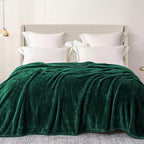 Exclusivo Mezcla Plush Fuzzy Fleece Bed Blanket King Size, Super Soft, Fluffy and Warm Blankets, Suitable for All Seasons (Forest Green, 90x104 Inches)