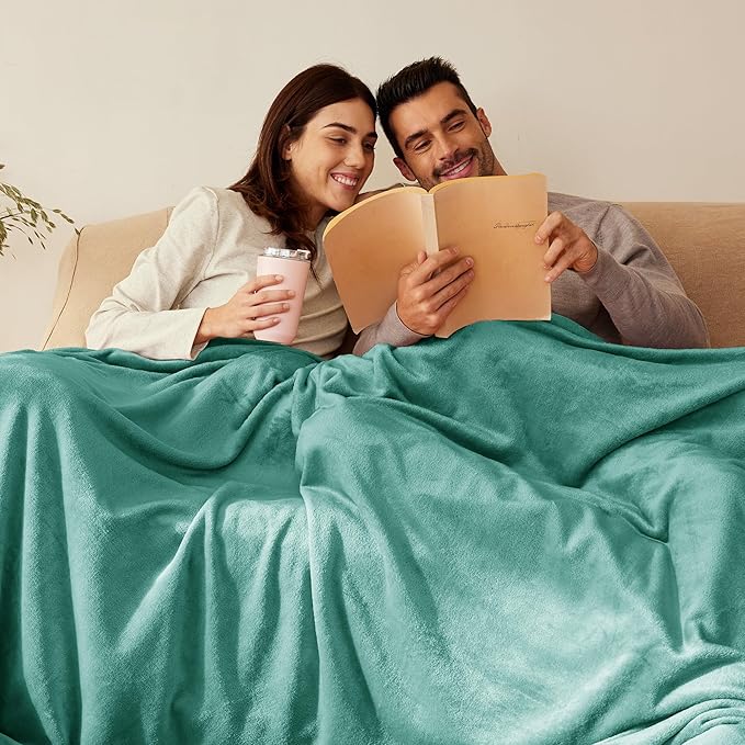 Exclusivo Mezcla Extra Large Fleece Throw Blanket for Couch, Sofa, 300GSM Super Soft and Warm Blankets, Celadon Throw All Season Use, Cozy, Plush, Lightweight, 50x70 Inches