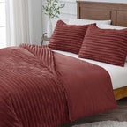 BEDELITE Fleece King Comforter Set -Super Soft & Warm Fluffy Burgundy Bedding, Luxury Fuzzy Heavy Bed Set for Winter with 2 Pillow Cases