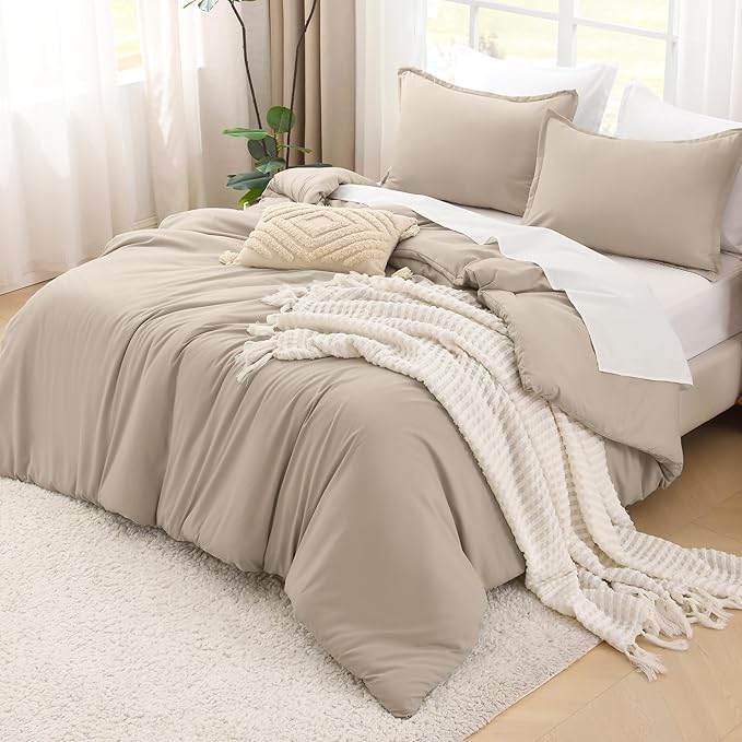 Litanika Khaki Comforter Set Queen Size, 3 Pieces Solid Bedding Comforter Set, All Season Down Alternative Bed Set (90x90In Comforter & 2 Pillowcases)