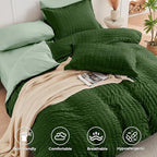 HYMOKEGE Dark Green/Sage Green Queen Comforter Set Seersucker 7 Pieces, All Season Luxury Bed in a Bag Queen for Bedroom, Bedding Set with Comforter, Sheets, Pillowcases & Shams