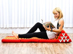 Leewadee 3-Fold Mat with Triangle Cushion – Comfortable TV Pillow, Foldable Mattress with Cushion Made of Eco-Friendly Kapok, 67 x 21 inches, Orange red