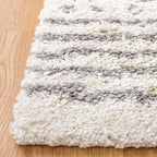 SAFAVIEH Arizona Shag Collection Accent Rug - 4' x 6', Ivory & Grey, Moroccan Design, Non-Shedding & Easy Care, 1.6-inch Thick Ideal for High Traffic Areas in Entryway, Living Room, Bedroom (ASG741F)