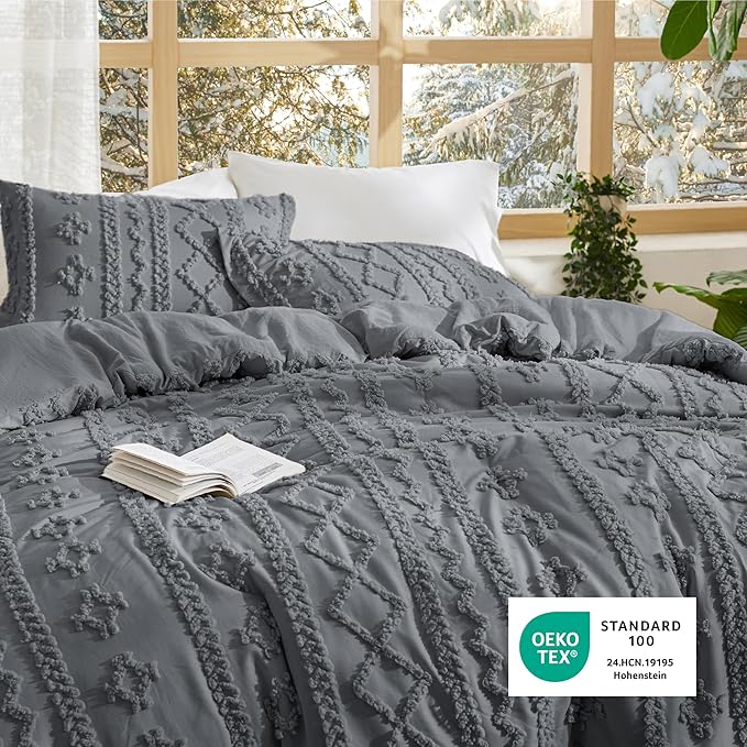 Bedsure Tufted Boho Comforter Set California King Size - Grey Boho Bed Set, GentleSoft™ 3 Pieces Farmhouse Shabby Chic Embroidery Bedding, Gifts for Woman, Soft Jacquard Comforter for All Seasons
