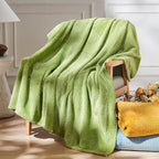 NEWCOSPLAY Super Soft Throw Blanket Green Premium Silky Flannel Fleece Leaves Pattern Lightweight Bed Blanket All Season Use (Green, Throw(50"x60"))