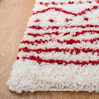 SAFAVIEH Arizona Shag Collection Accent Rug - 3'2" x 5', Ivory & Red, Moroccan Design, Non-Shedding & Easy Care, 1.6-inch Thick Ideal for High Traffic Areas in Entryway, Living Room, Bedroom (ASG741P)