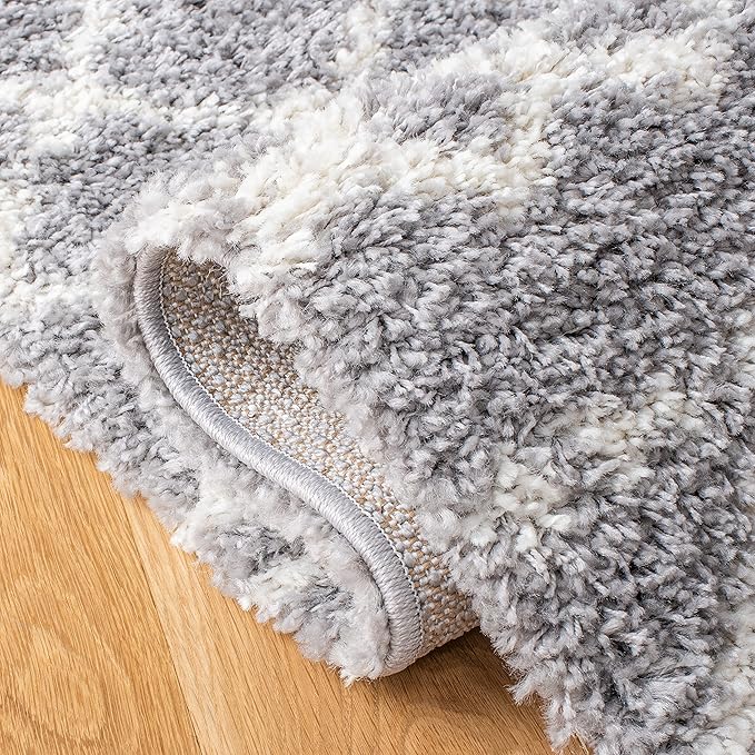 SAFAVIEH Arizona Shag Collection Area Rug - 5'1" Square, Grey & Ivory, Moroccan Design, Non-Shedding & Easy Care, 1.6-inch Thick Ideal for High Traffic Areas in Living Room, Bedroom (ASG741G)